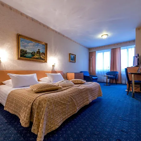 Century Hotel
