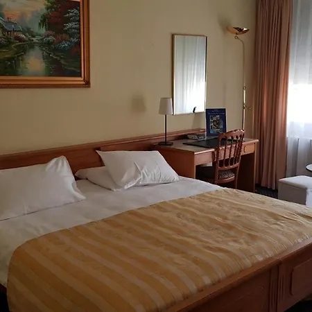 Hotel Century Genewa