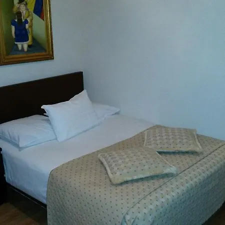 Century 4* Geneva